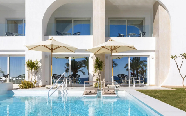 White Hills Resort