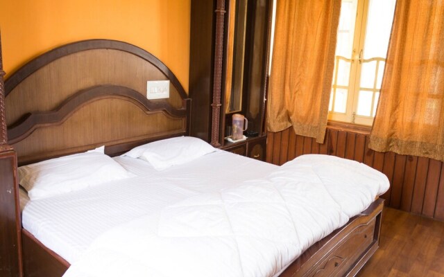 OYO 13342 Home Cozy Stay Naddi