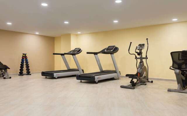 Hawthorn Suites by Wyndham Cerkezkoy