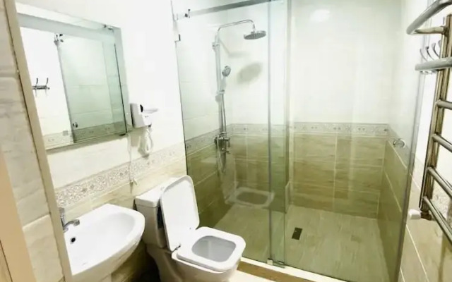 Humo Plaza Hotel