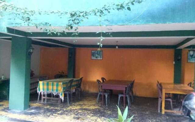 Mango Tree Rooms