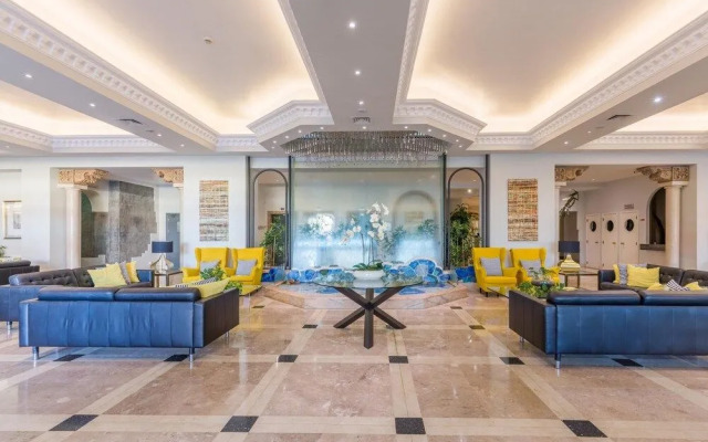 Fun Aparthotel Studio