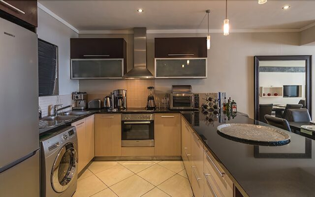 605 The Icon Building