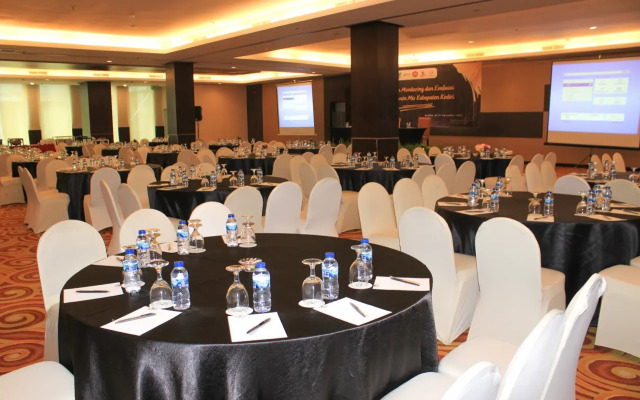 Grand Surya Hotel Kediri