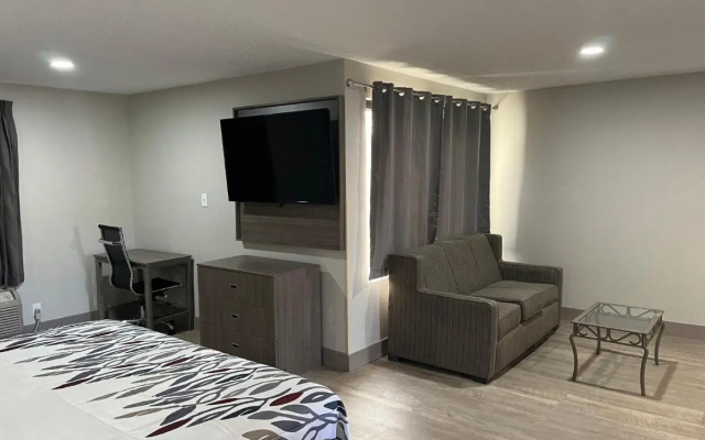 Red Roof Inn & Suites Newport News
