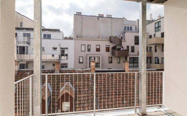 Heart of Ottakring by ichbucheAT