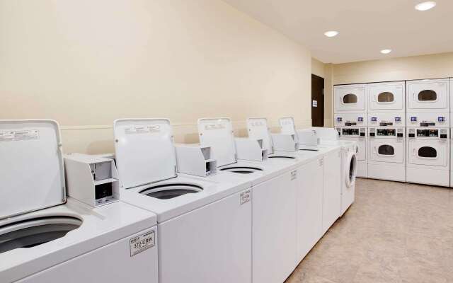 WoodSpring Suites Virginia Beach