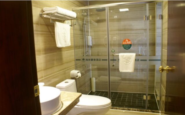 GreenTree Inn Huainan FengTai ZhongShan (N) Road Express Hotel