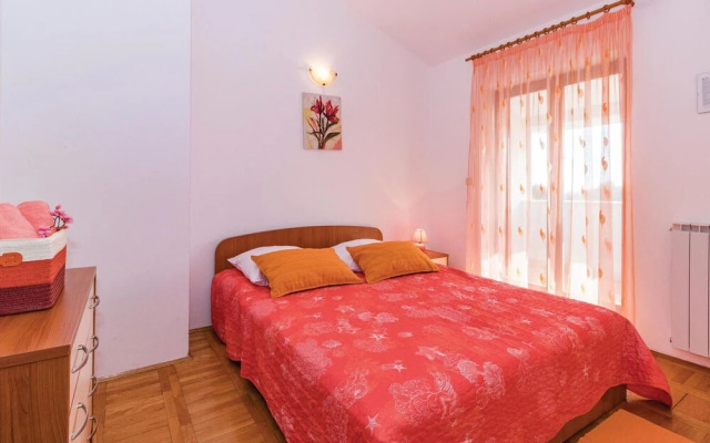 Stunning Home in Pula With Wifi and 4 Bedrooms