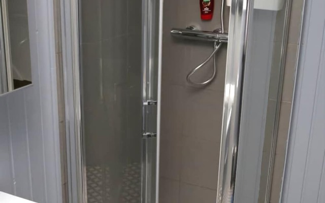 Croydon Luxurious Home