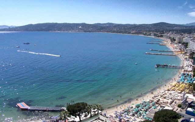 Appartement Golfe Juan, 1 pièce, 2 personnes - FR-1-252-62