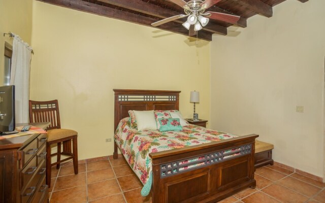 Sea La Vie In West Bay 1 Bedroom Condo