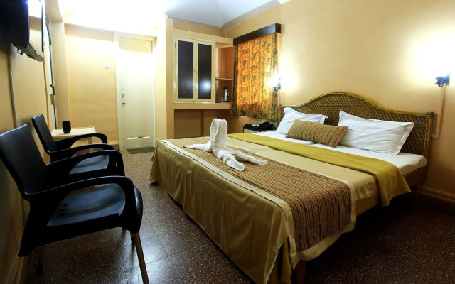 Hotel Gopika International