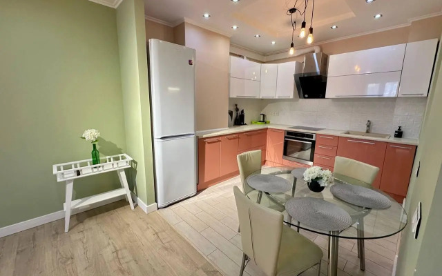 Апартаменты на улице Ады Лебедевой 47