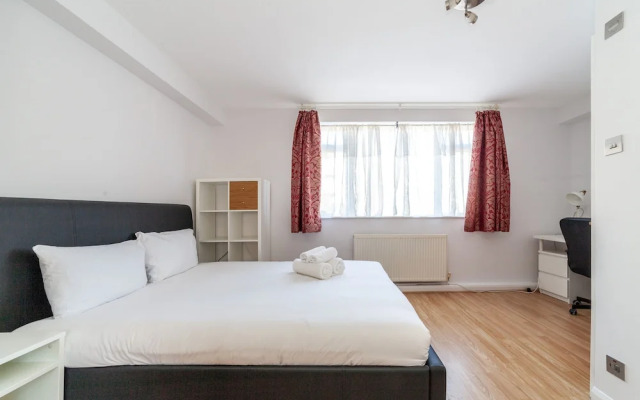 Central And Stylish Flat Regent's Park