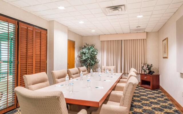 Holiday Inn Cleveland by IHG
