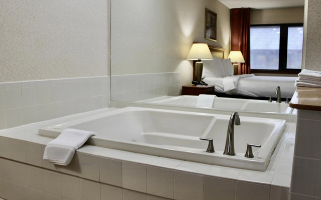 Carlton Lodge Adrian