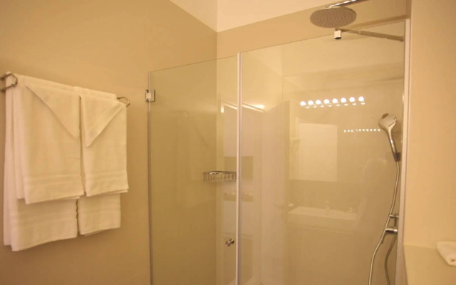 Azur Palace Luxury Rooms