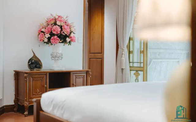 Luxe Paradise Suites Hotel