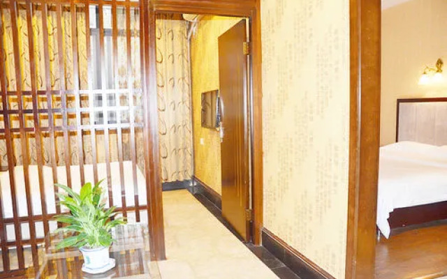 Qingju Chengdu Sports Center Branch