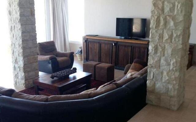 Tinley Manor Beachfront KSV1