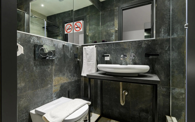 Sergeew Apartments (Сергеев Апартментс)