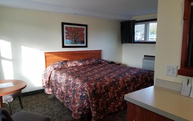 Black Hawk Motel and Suites