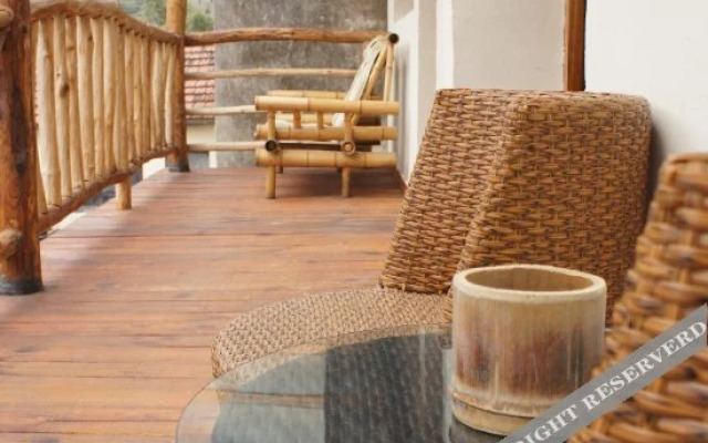 No. 73, Xiwuli · Moganshan French Light Luxury Courtyard Family-friendly Boutique Accommodation