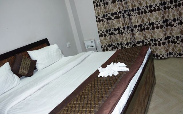 Maxfort Hospital Apartment