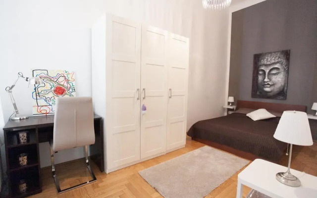 Modernized Condo for 6ppl CENTER