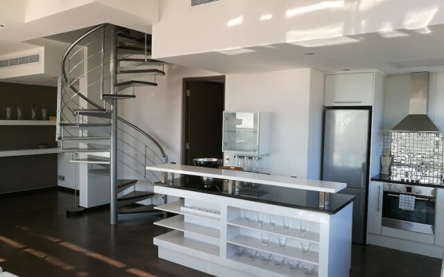 Cartwrights Apartments