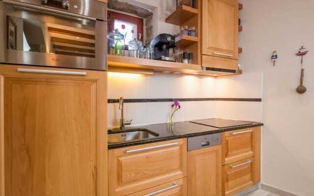 Holiday Home Secret Garden