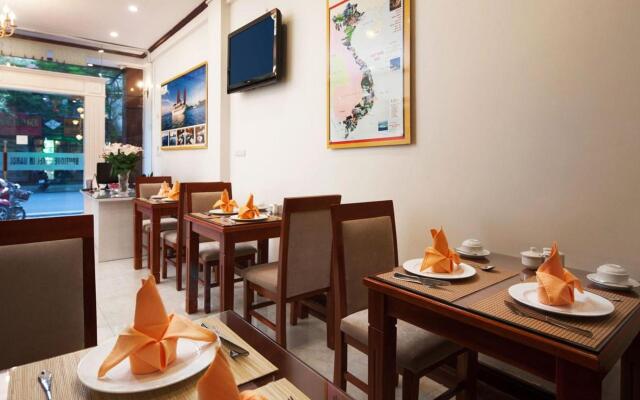 Khách Sạn Queen Of Heart