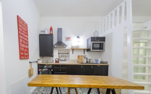 Pinkova Apartments