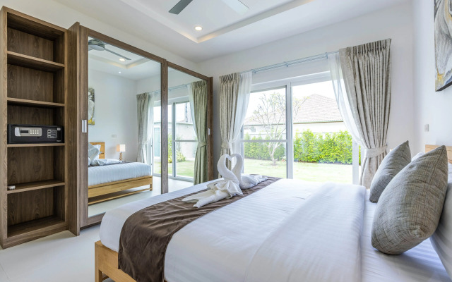 Private 3 Bedroom Pool Villa MS22