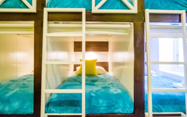 Bed & Bike Curacao Hotel
