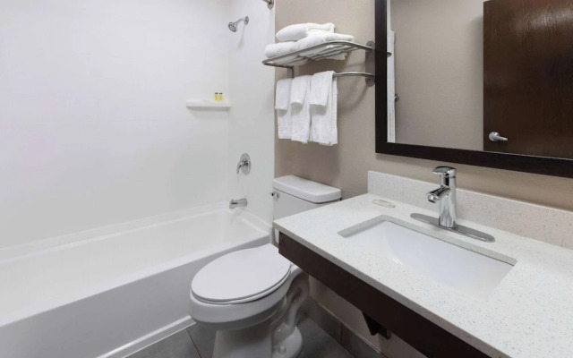 Super 8 by Wyndham Summersville/New River National Park