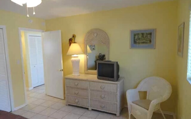 AM Beach Place Unit 1