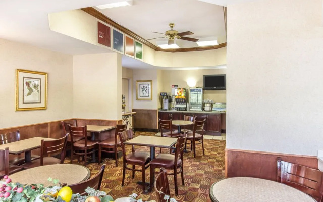 Comfort Inn