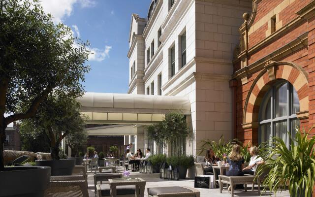 Dylan Hotel