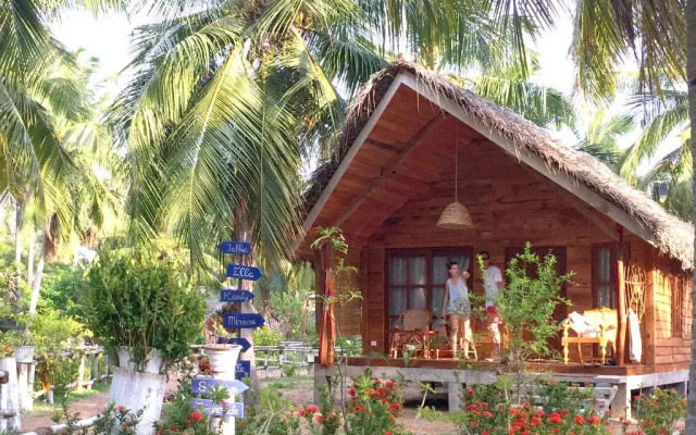 Ruuk Village
