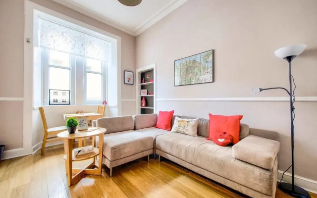 1 Bedroom Next to Scottish Parliament