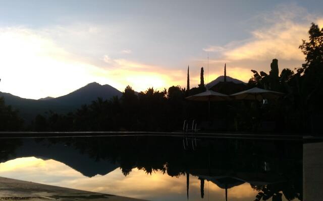Atres Sari Resort