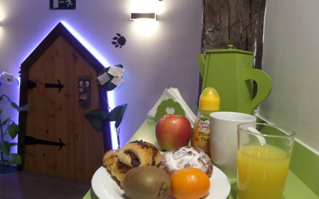 Pensión AliciaZzz Bed & Breakfast