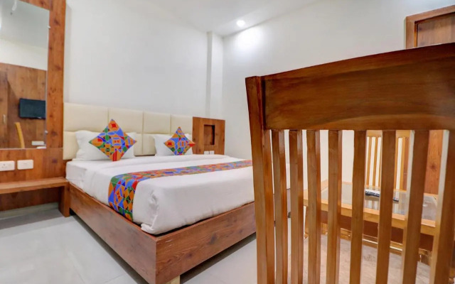 Fabexpress The Regalia Inn