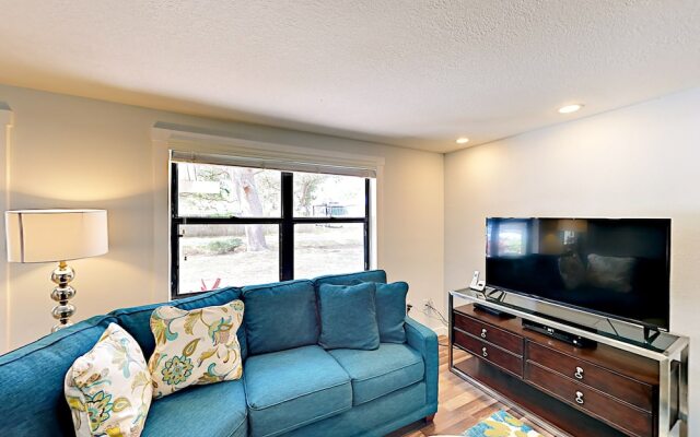 2310 Bradford Street Home