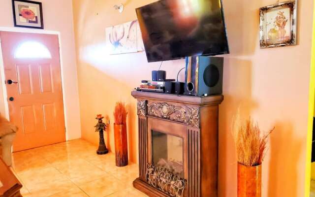 2 Bed-sleeps 4-gated Community-5 Min Town Centre