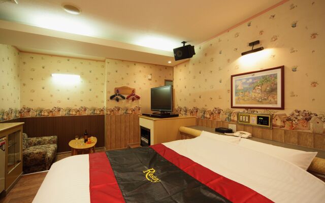 Restay DEE - Adults Only