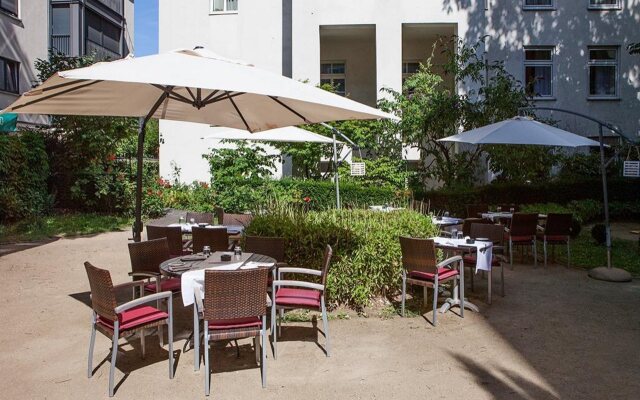 Savigny Hotel Frankfurt City