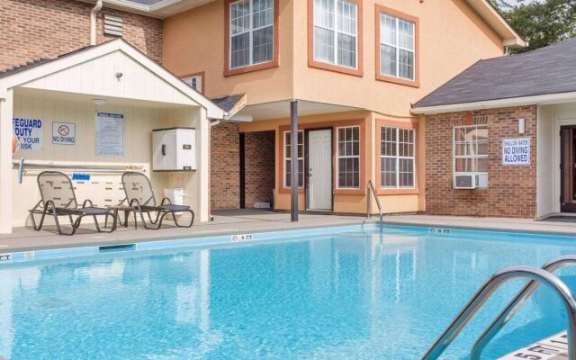 Quality Inn & Suites